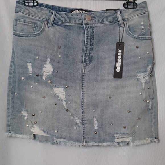 Dollhouse Denim Distress Jeans Skirt With Silver & Pearly Beads. Size 20 - Picture 2 of 16